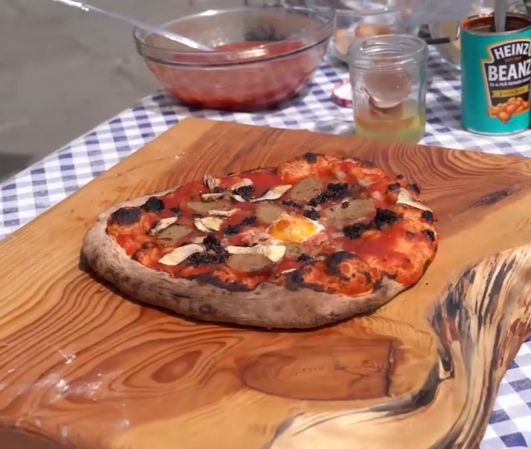 Gordon Ramsay has fried the minds of Italians with a full-English breakfast pizza