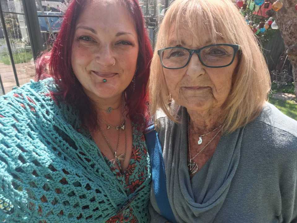 Janice with her mum Daphne, who only found out she had hepatitis C during a check-up In 1991