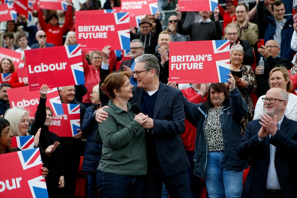 Sir Keir Starmer with Labour’s Claire Ward in Mansfield