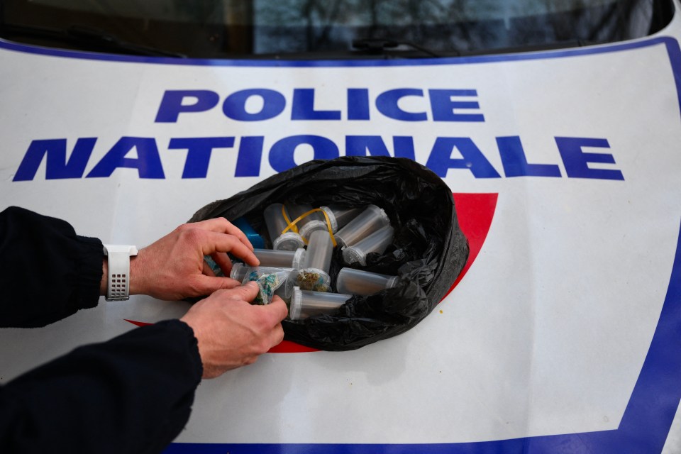 A bag of drugs found in a northern district of Marseille