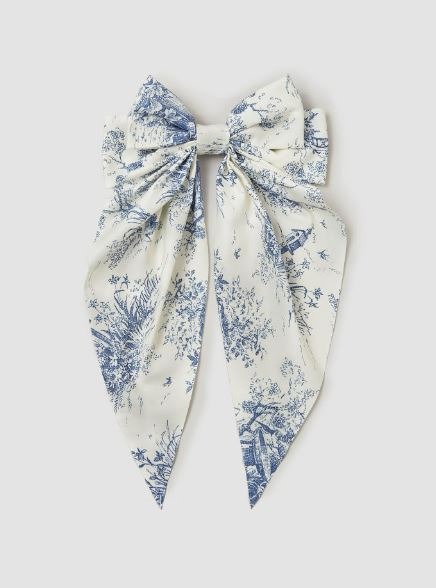 Hair bows are an easy and affordable way - £3.90 for this one - to hop on board with this trend