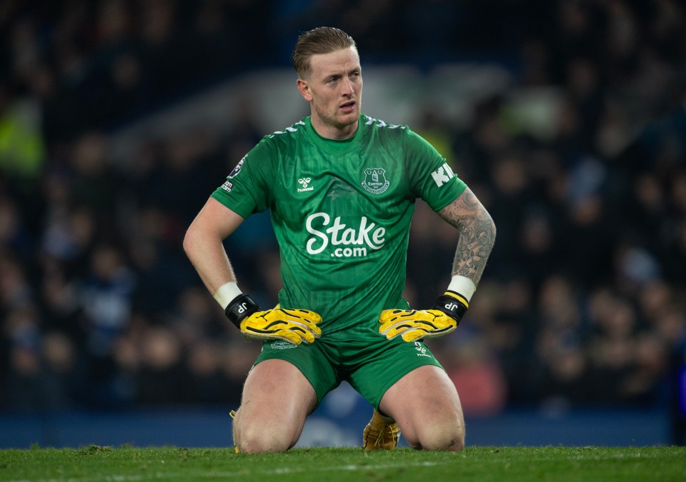 Everton could be forced to sell England No.1 Jordan Pickford