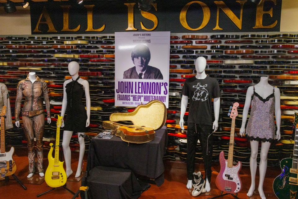 It was sold at Julien’s Auctions ‘Music Icons’ at the Hard Rock Cafe in New York