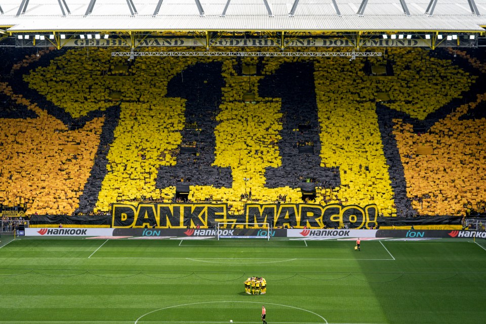 The Dortmund fans showed their appreciation for a true club legend