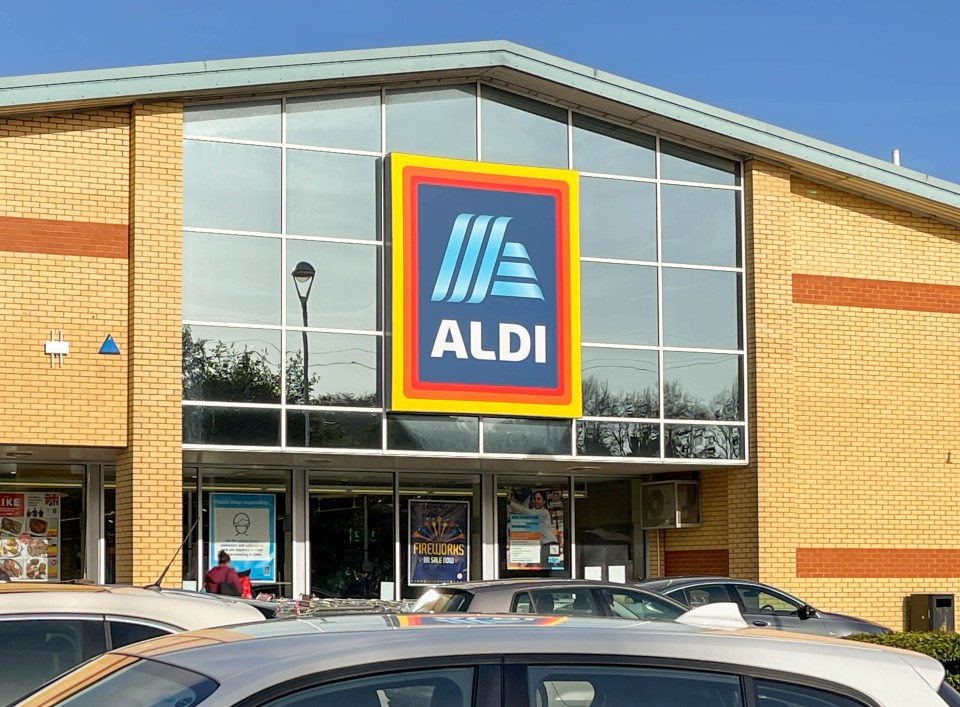 Shoppers are racing to Aldi to snap up the 'Ambiano Bladeless Fan'