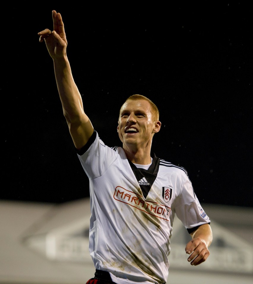 Ex-Premier League star Steve Sidwell has revealed some bizarre clause in his contract