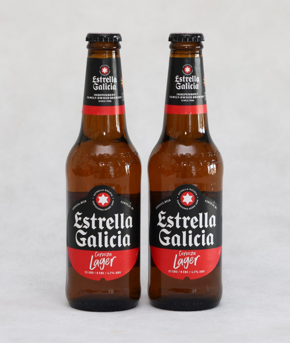 Estrella Galicia is a really easy-to-drink beer and scored full marks