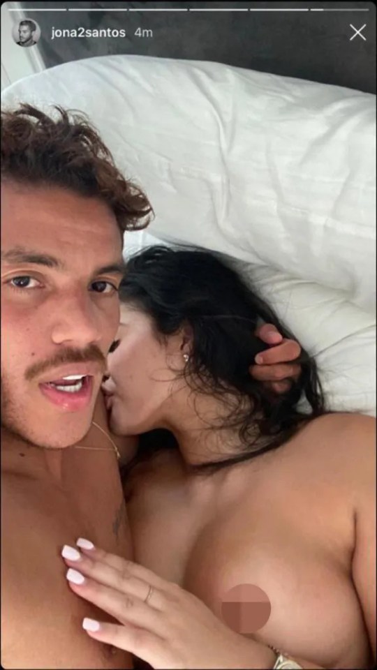 In 2020 Jonathan dos Santos shared an X-rated picture alongside Amanda