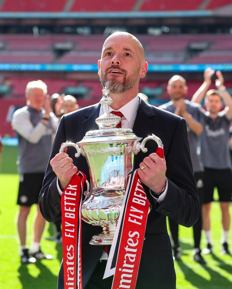 Manchester United manager Erik Ten Hag with the FA Cup