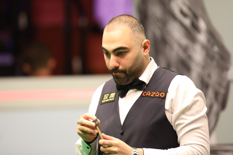 Hossein Vafaei claimed that the Crucible STINKS