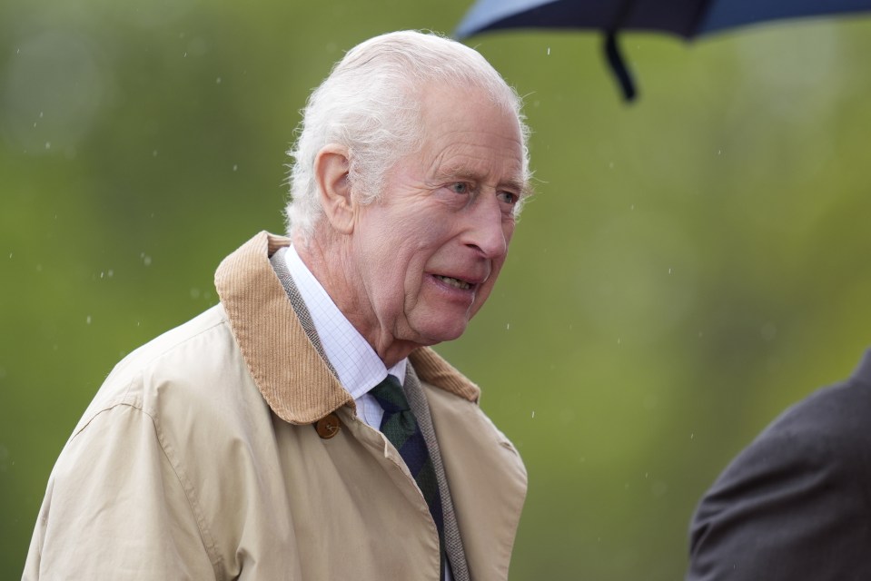 The King turned up in the rain despite undergoing cancer treatment