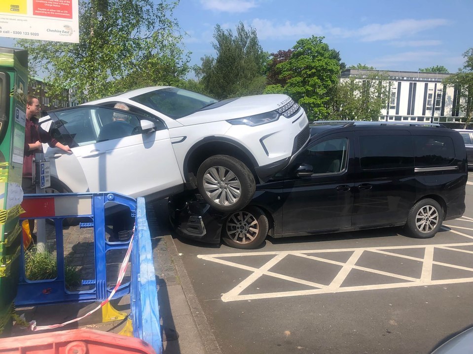 A driver lost control of their £50,000 Land Rover Discovery in a Sainsbury’s car park and mounted another vehicle