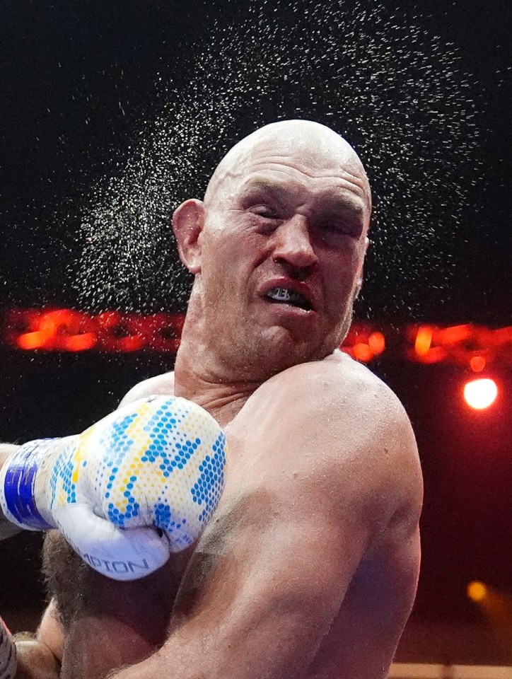 Tyson Fury is rocked by a vicious Oleksandr Usyk punch