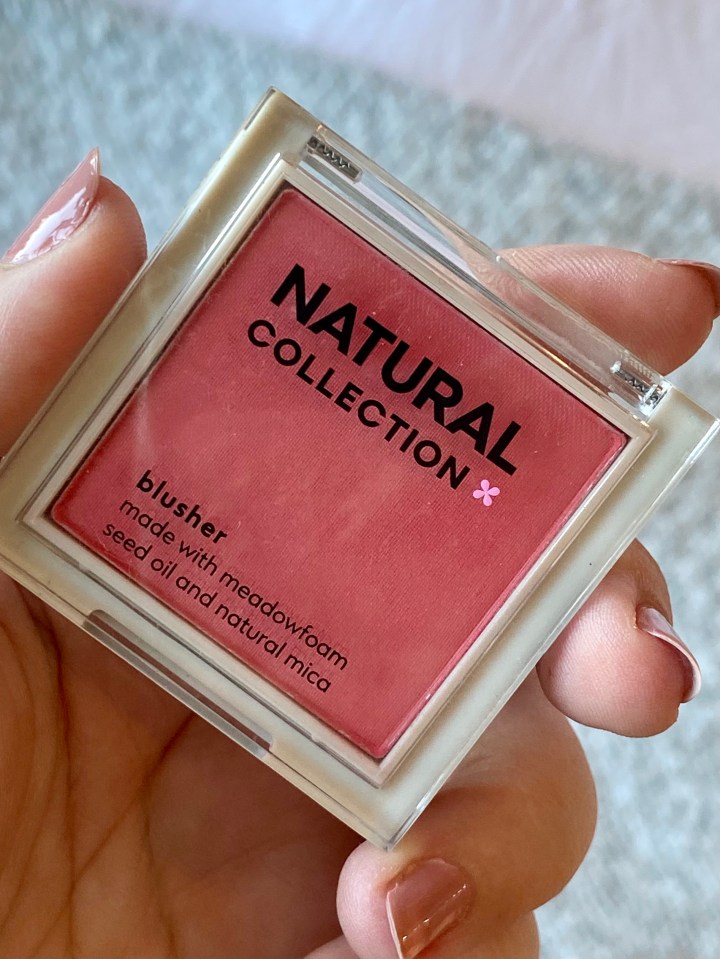 Natural Collection Blusher is super-pigmented and lasts all day