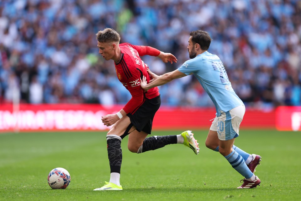 Scott McTominay hobbled off the pitch in the closing moments of the FA Cup final