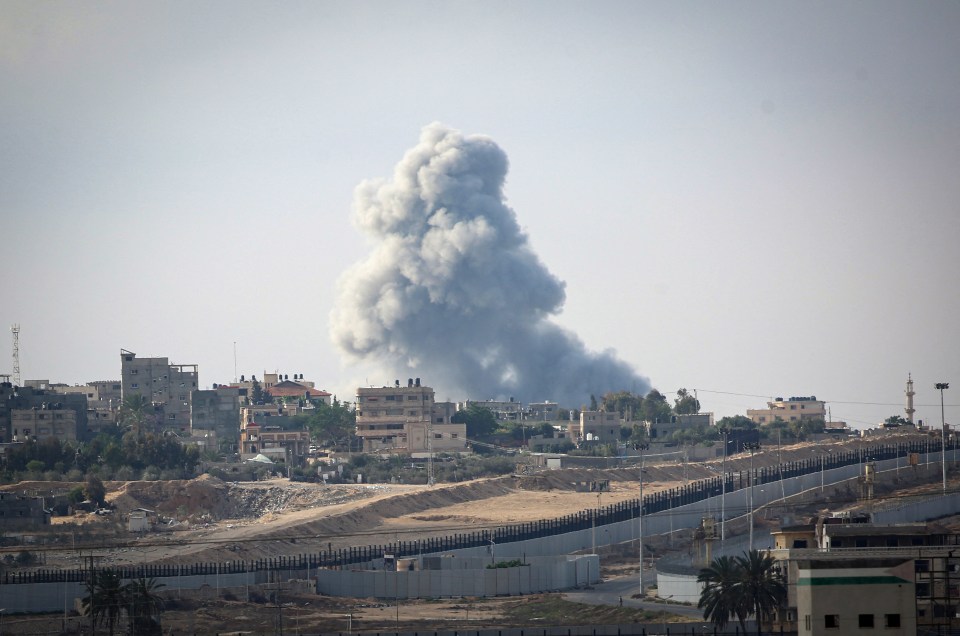 Smoke billows during Israeli strikes in eastern Rafah in the southern Gaza Strip