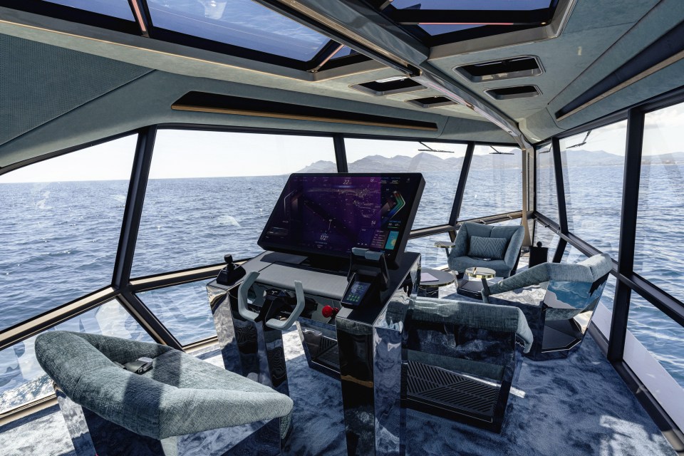 Inside, the boat has been specially designed and coloured to maximise the use of the sunlight, space and waves