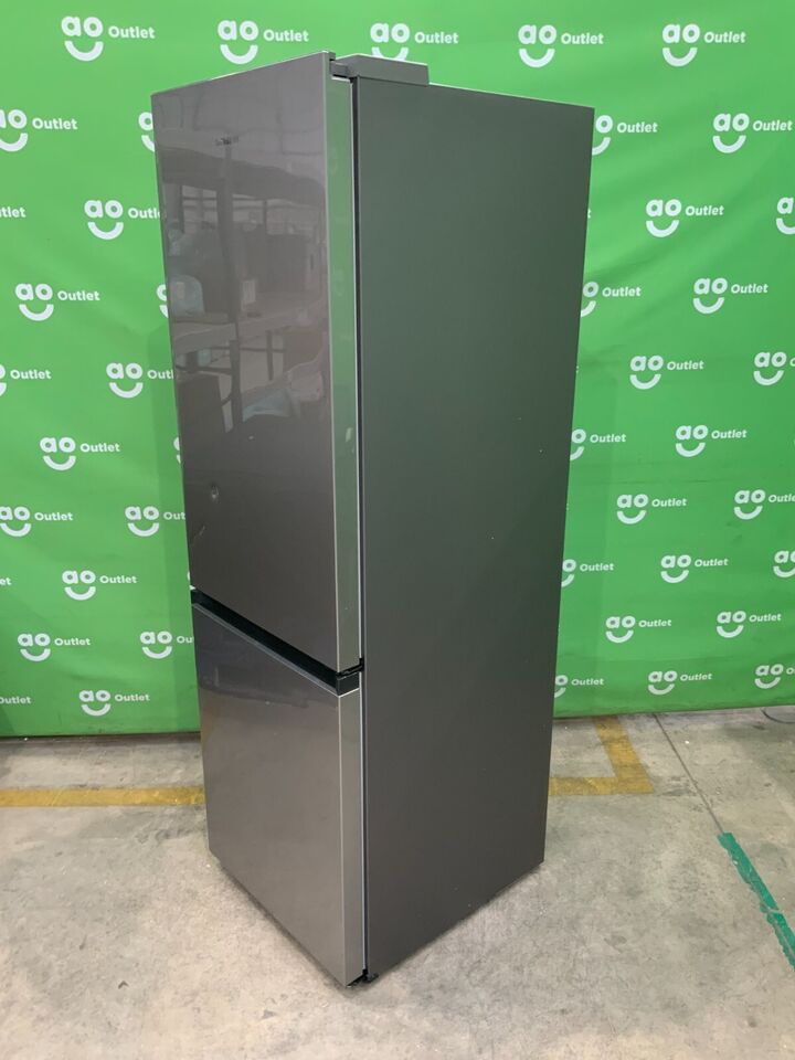 AO Outlet on eBay, Samsung fridge freezer with small dent: Was: £549 – Outlet: £329 – Saving £220