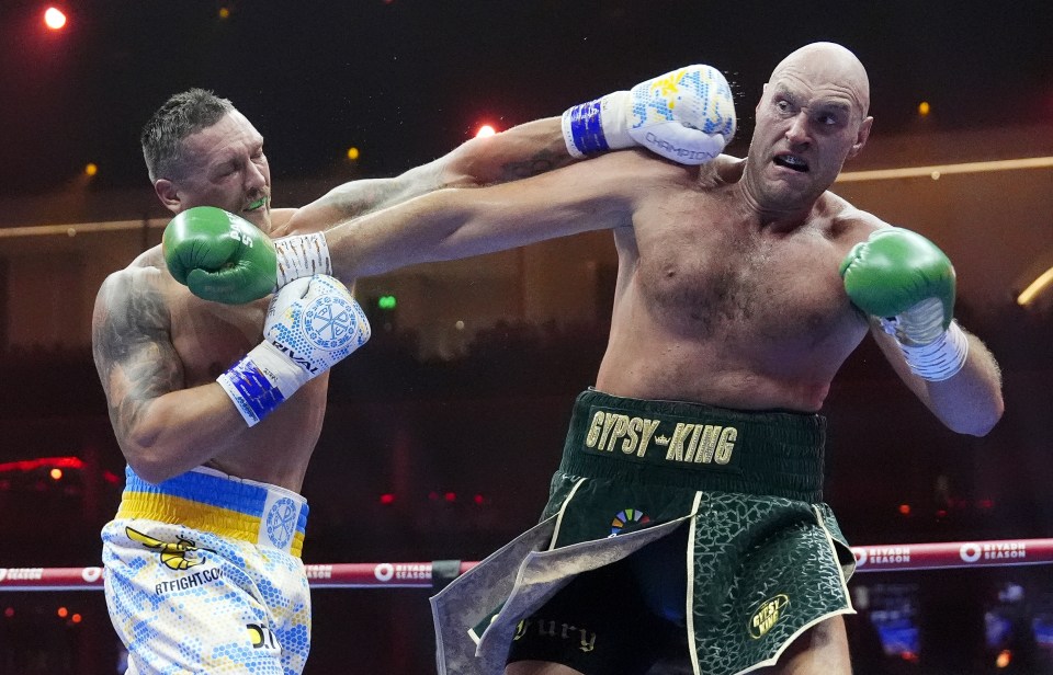 Oleksandr Usyk beat Tyson Fury on a split decision