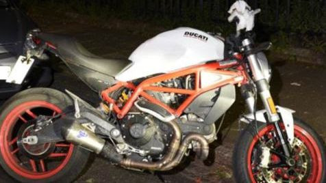 Met Police today released a pic of the stolen motorbike used in the shooting