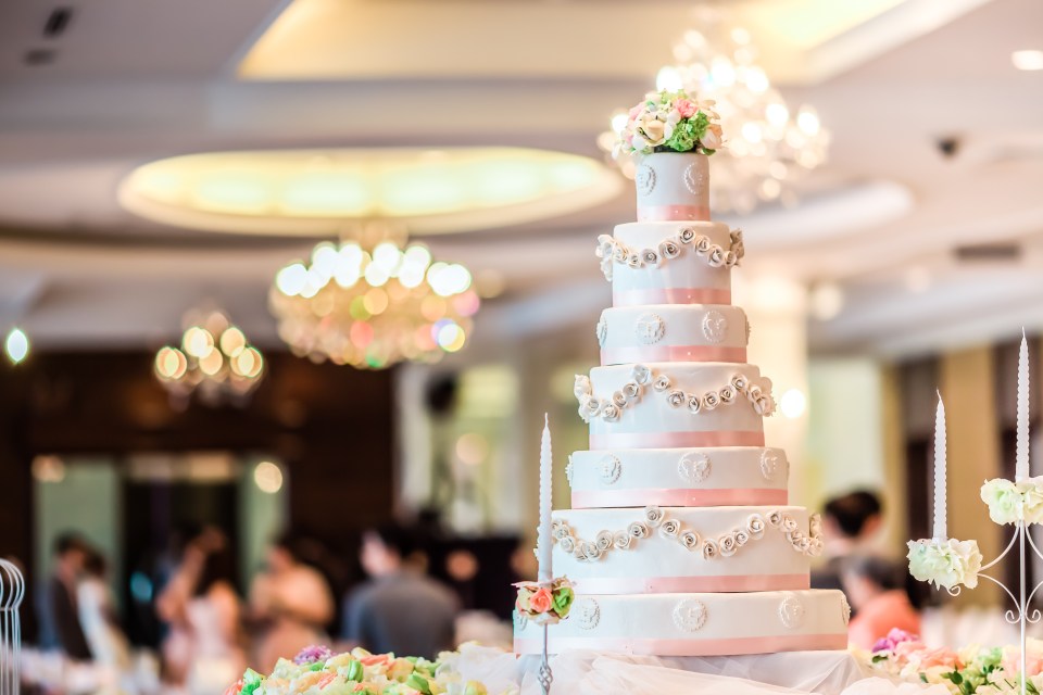 Wedding cakes don’t need to be huge and dramatic to be tasty