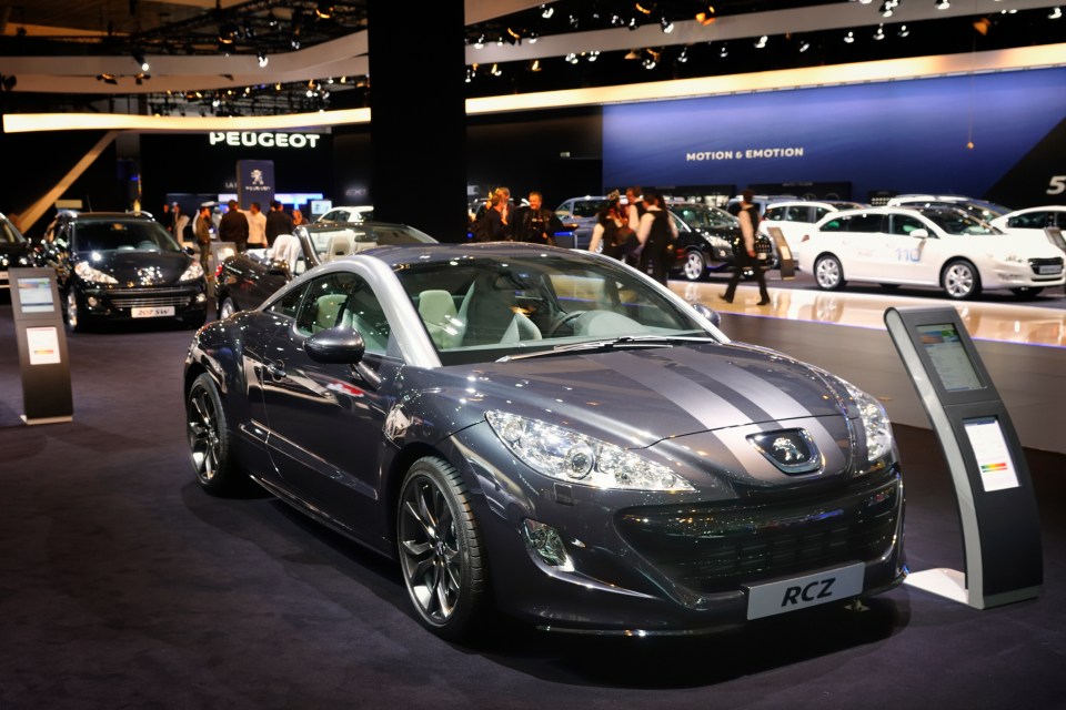 The great looking Peugeot RCZ is an Audi TT rival