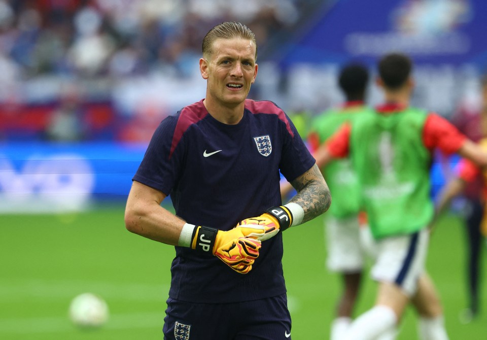 Jordan Pickford seemed to pick up a problem in the warm-up