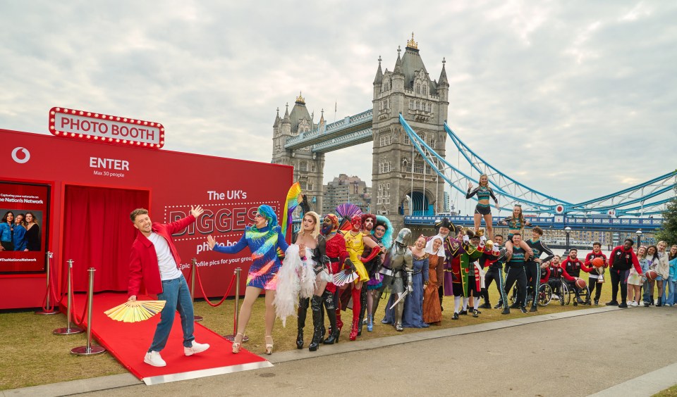 Vodafone unveils the UK’s biggest photo booth with broadcaster Roman Kemp in London