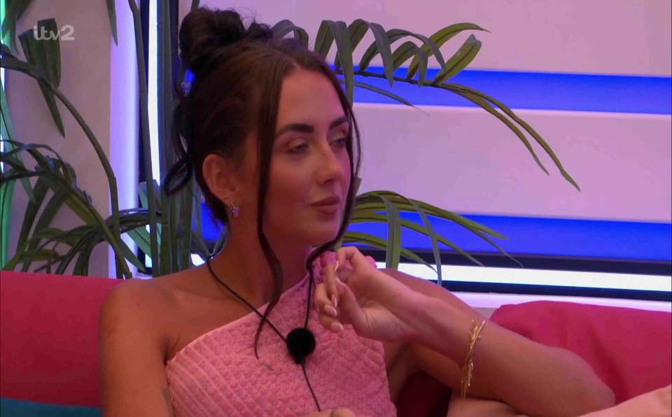 Love Island fans have turned on Jess