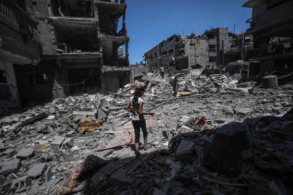 Israeli military leaders are said to be concerned over a lack of strategy after the war ends with much of Gaza already obliterated