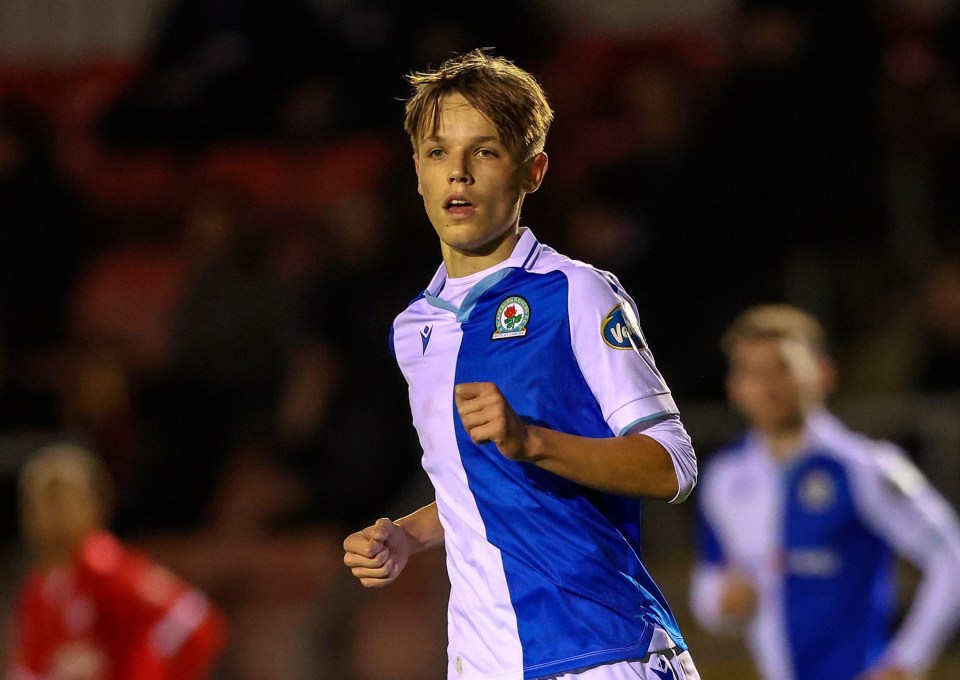 Manchester United are targeting a move for Blackburn youth striker Igor Tyjon