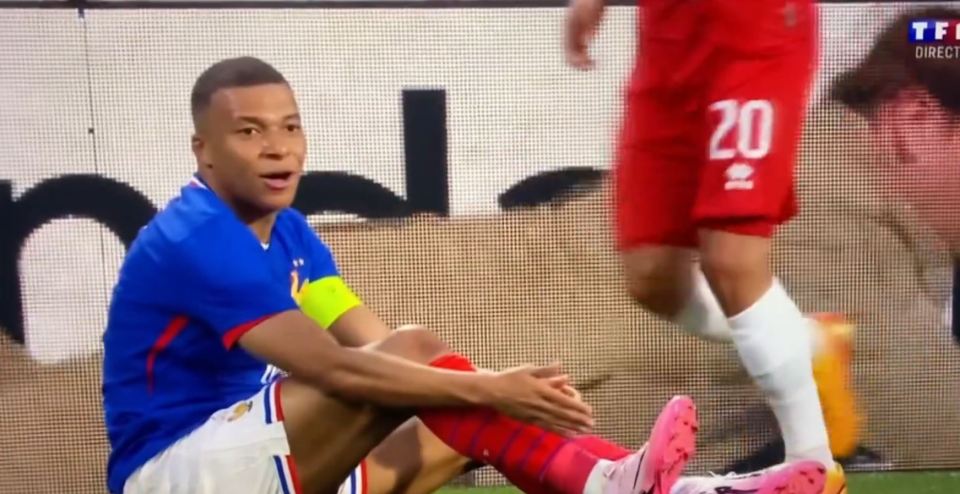 Mbappe appealed for a foul during the game