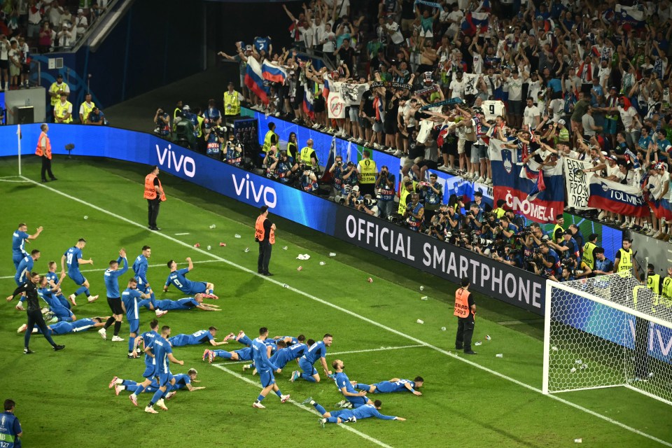 Slovenia celebrated their goalless draw with the Three Lions