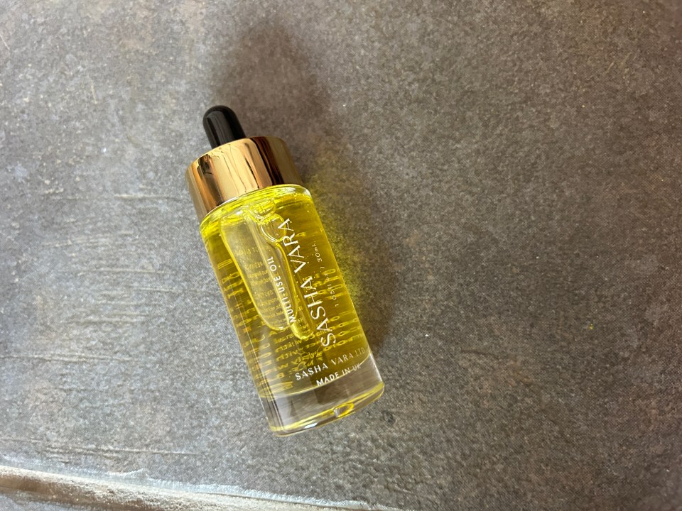 Sasha Vara Velvet Multi-Use Apricot 