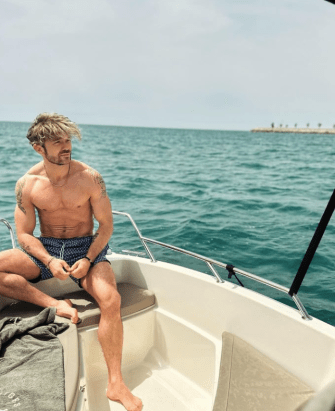 Emrhys Cooper looked incredible as he enjoyed a boat trip in Spain