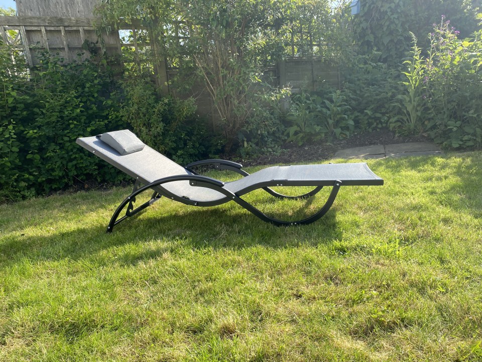 VonHaus Sun Lounger