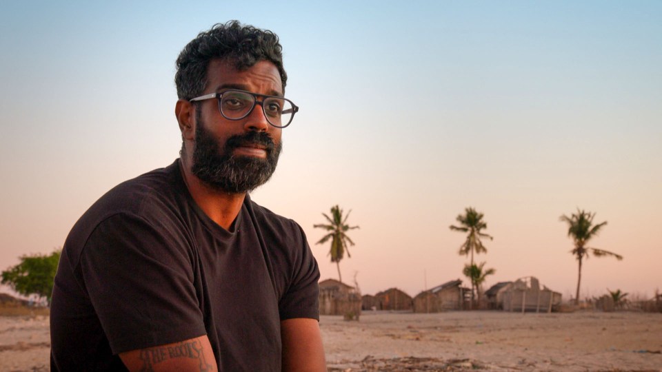 The Misadventures of Romesh Ranganathan s4,12-06-2024,Madagascar,3 - Madagascar,Romesh Ranganathan,Romesh at sunset in Madagascar. ,Rumpus Media Ltd,Screengrab