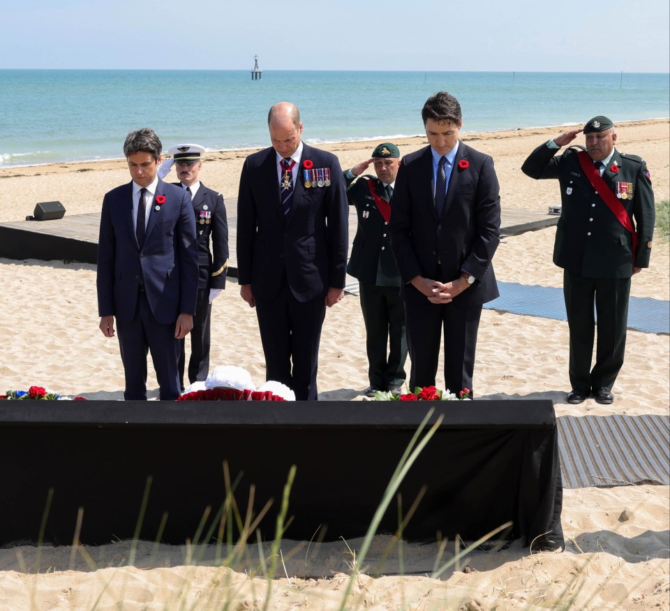 William, Trudeau and Attal bow their heads in respect to those who fought