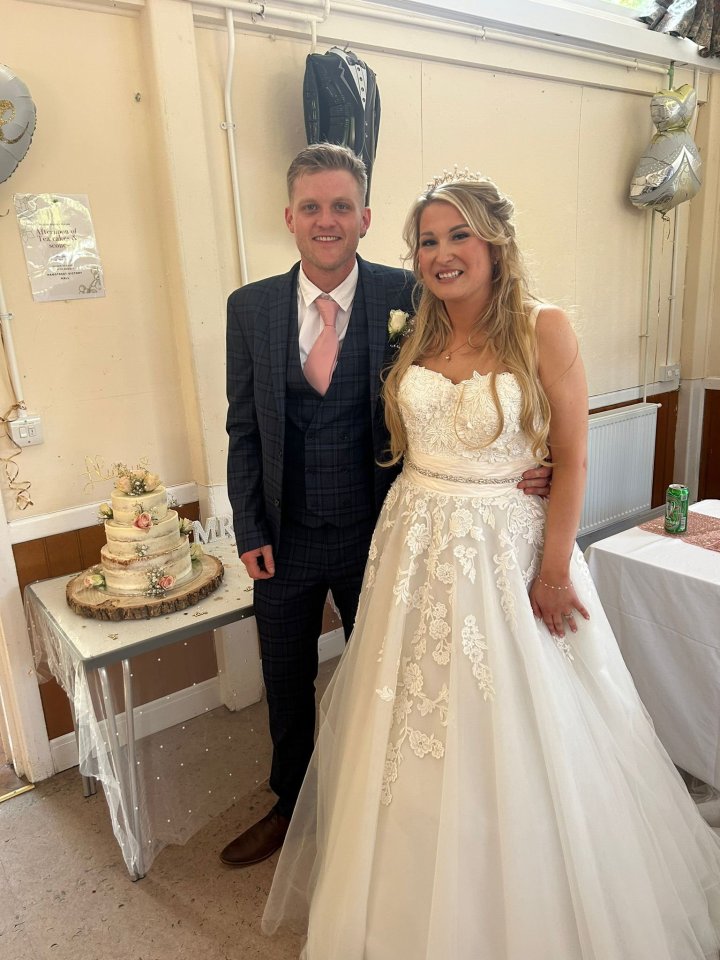 Amy and Rhys saved a whopping £16k on their wedding day