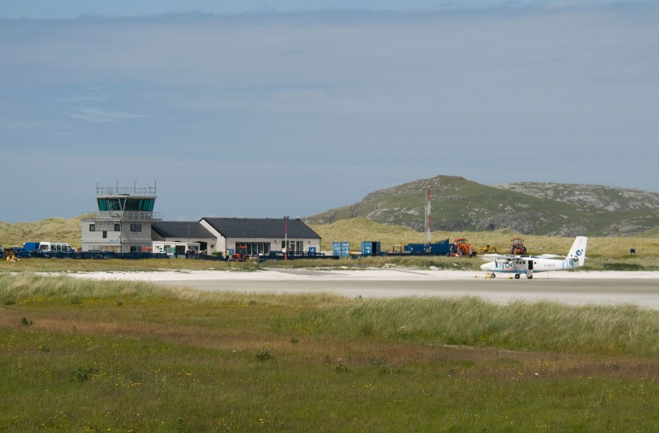 Barra Island in Scotland welcomes flights from Glasgow