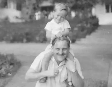 A young Michael with his father Bill