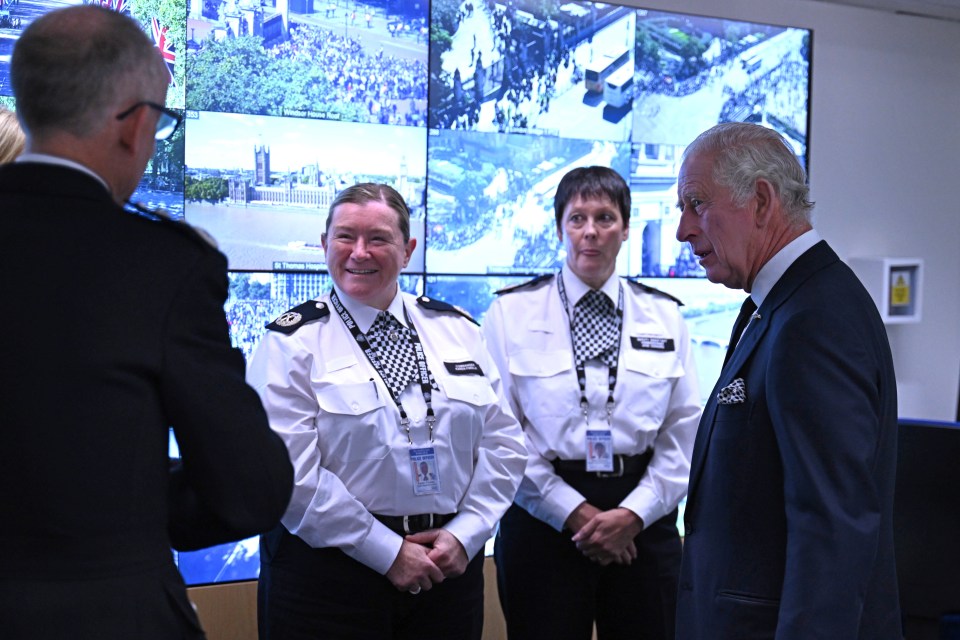 Met Commander Karen Findlay (left) meets Charles on thank-you visit to police HQ