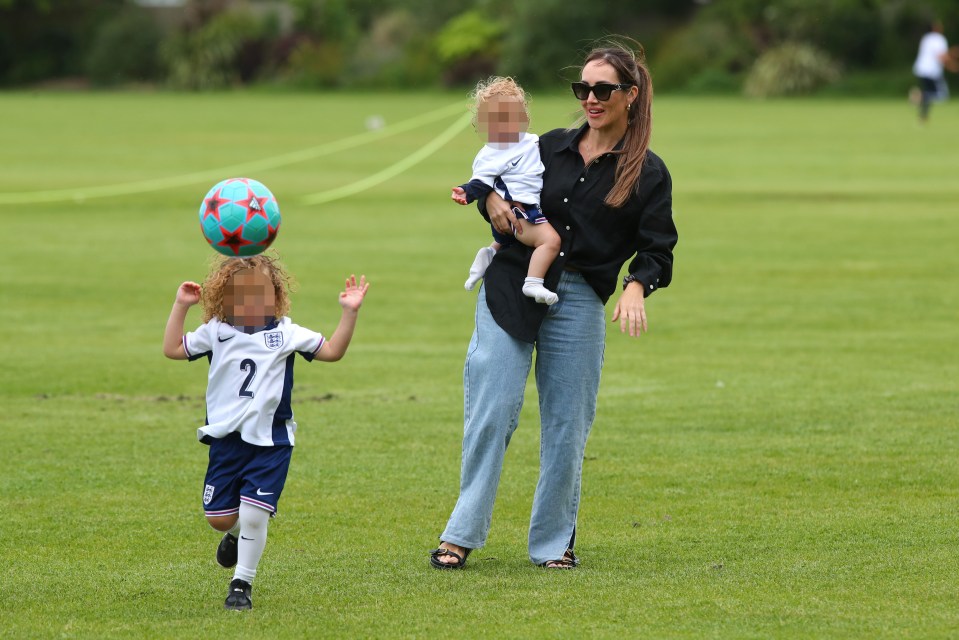 Lauryn is also mum to the Man City fullback’s daughter