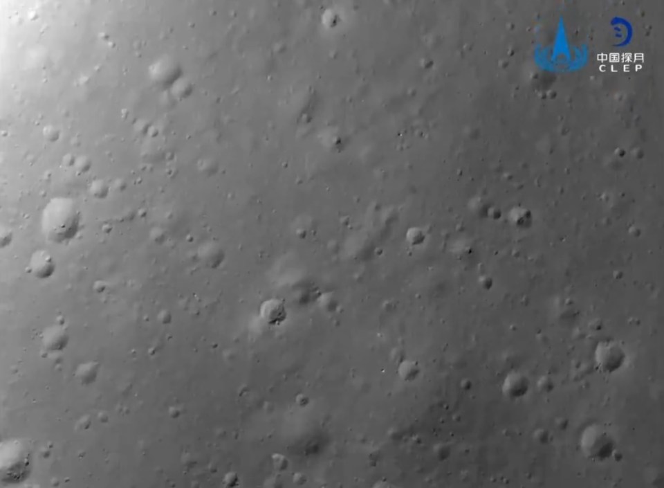 Moment China's Chang'e-6 lunar probe touched the surface of the lunar south pole