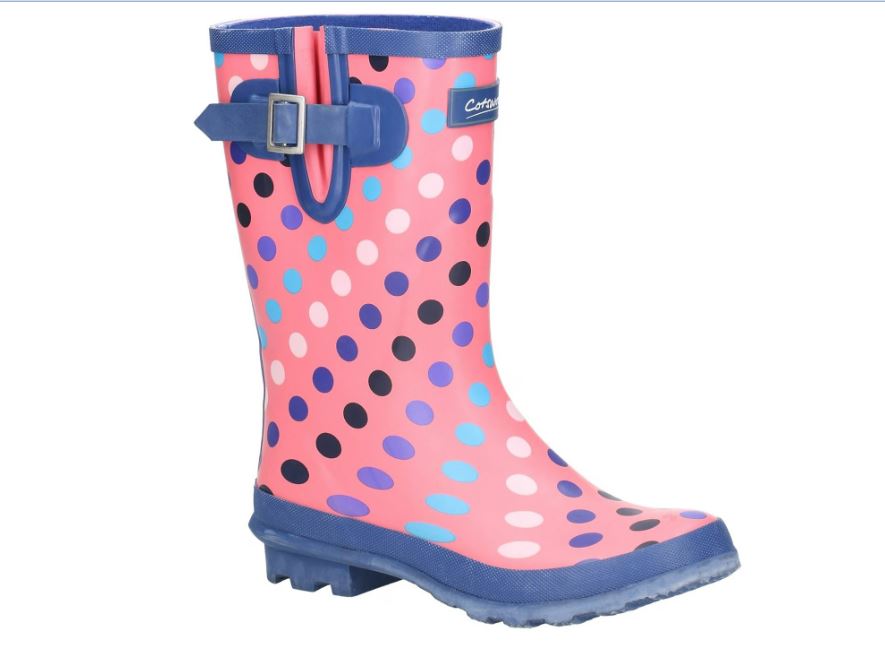 These Cotswolds Paxford wellies are reduced from £39.99 to £8 at Sports Direct