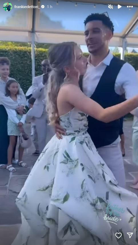 Frankie than made way for Ella to dance with Declan on their special wedding day