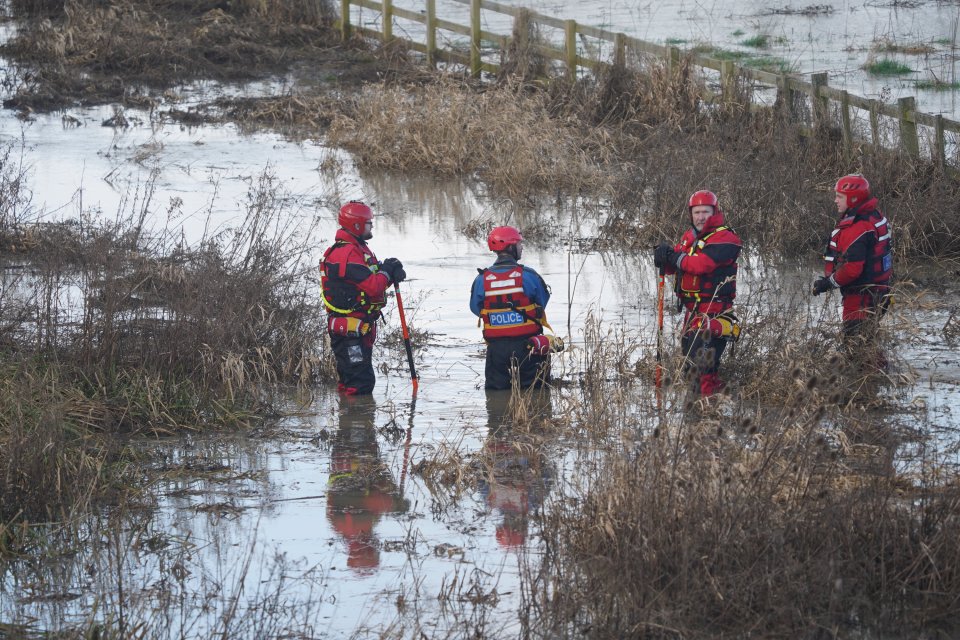 Cops were first called to the River Soar in Aylestone Meadows at around 5pm on Sunday 18 February