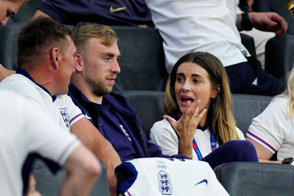 Jarrod Bowen had a chat with his partner Dani Dyer