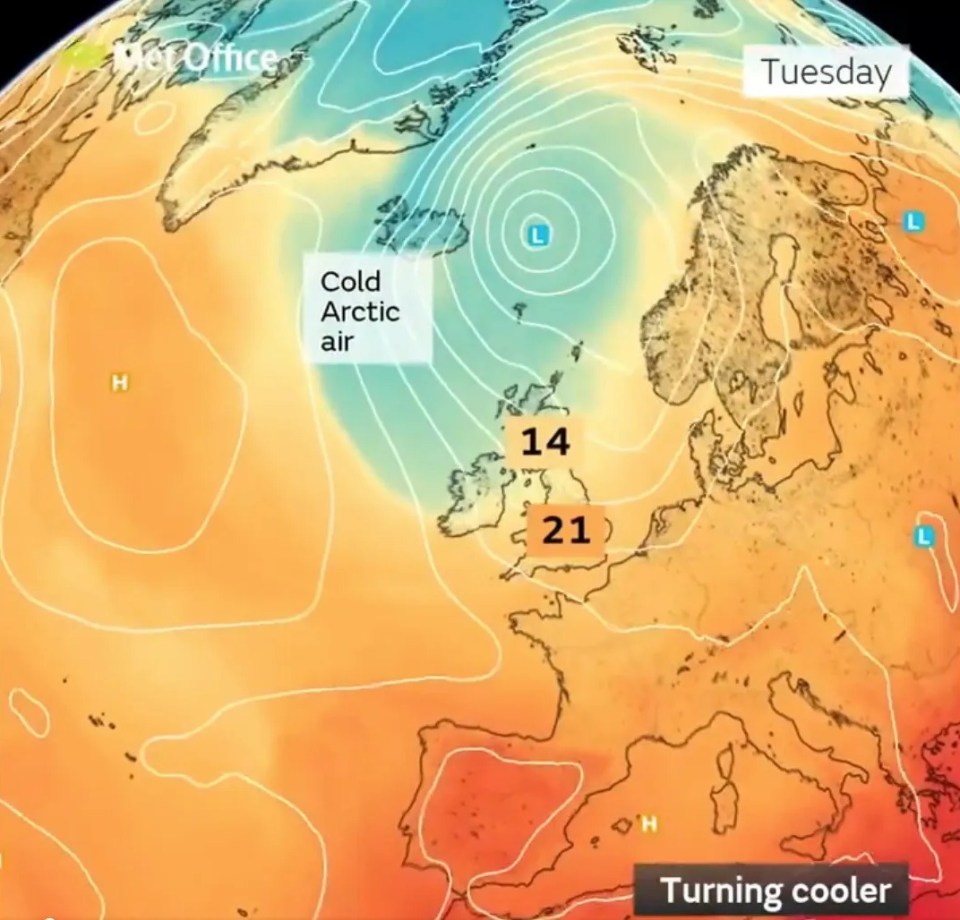 Forecasters said cold Arctic air is set to sweep across the UK