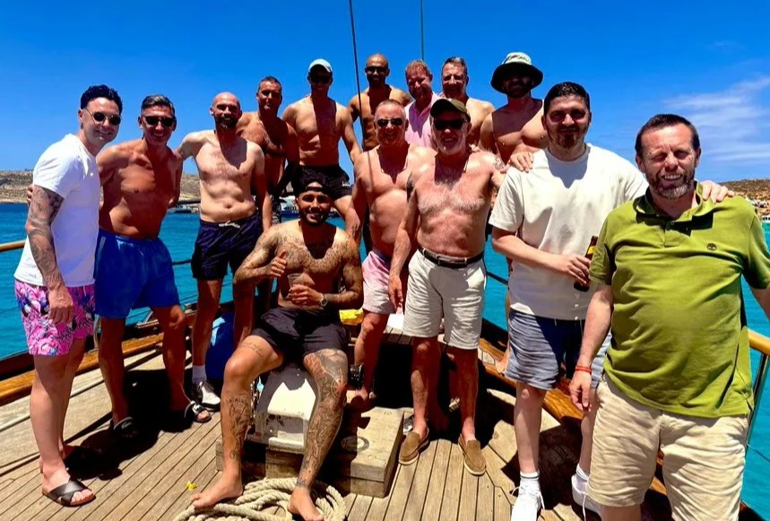 (L-R) Chris Eagles, Chris Casper, Luke Chadwick, Ben Thornley, Ronnie Johnsen, Danny Simpson, Danny Webber, David May, Nick Culkin, Sammy McIlroy, Lee Martin, Phil Bardsley, Bojan Djordjic and Russell Beardsmore